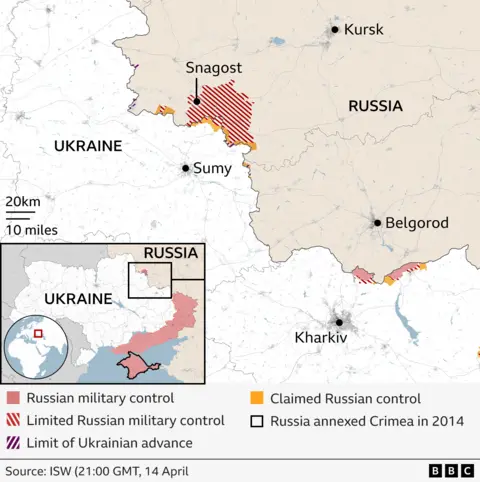 map showing crimea region between ukraine and russia with military zones marked