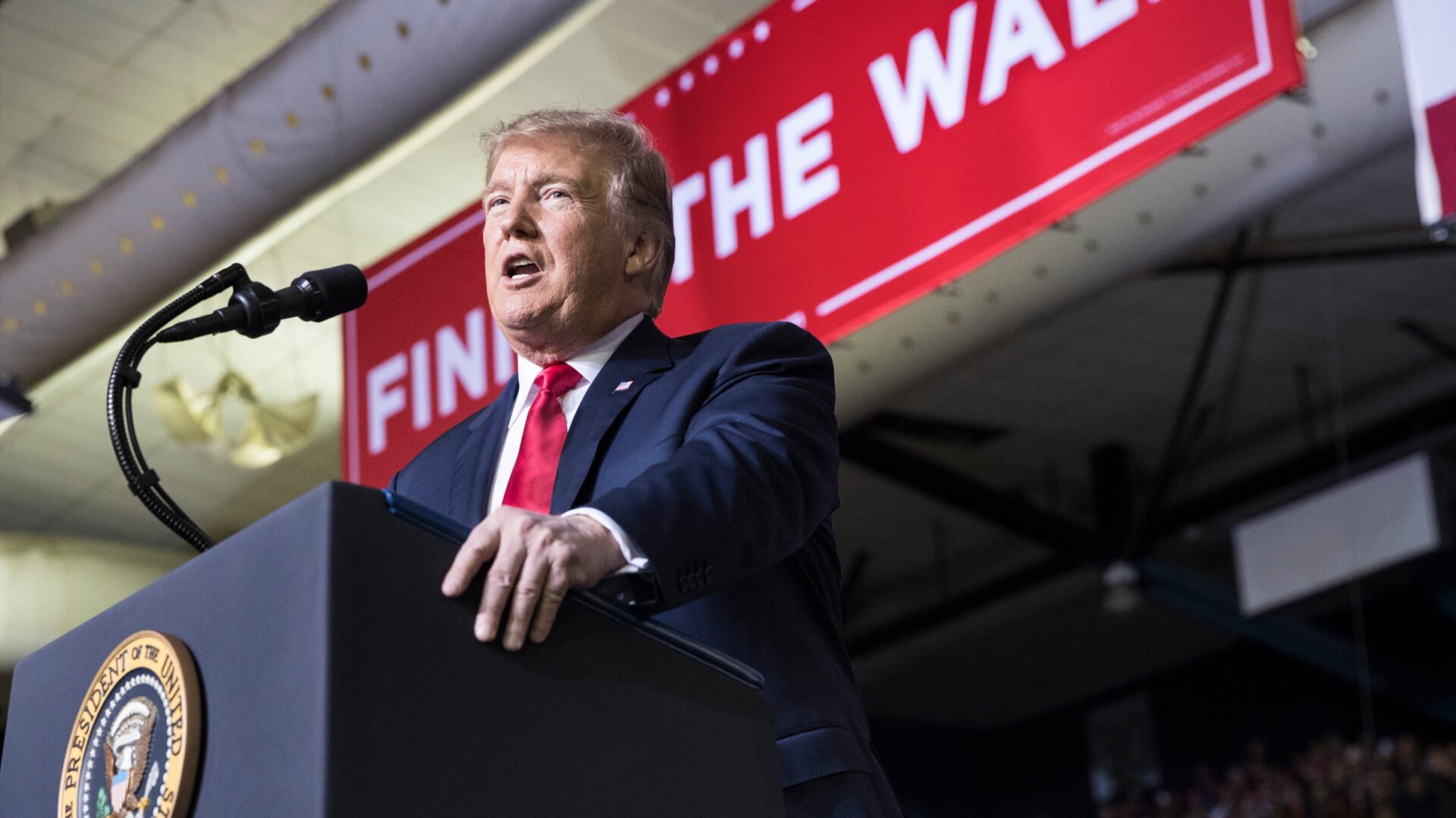president trump speaking at rally in texas about border security and law enforcement