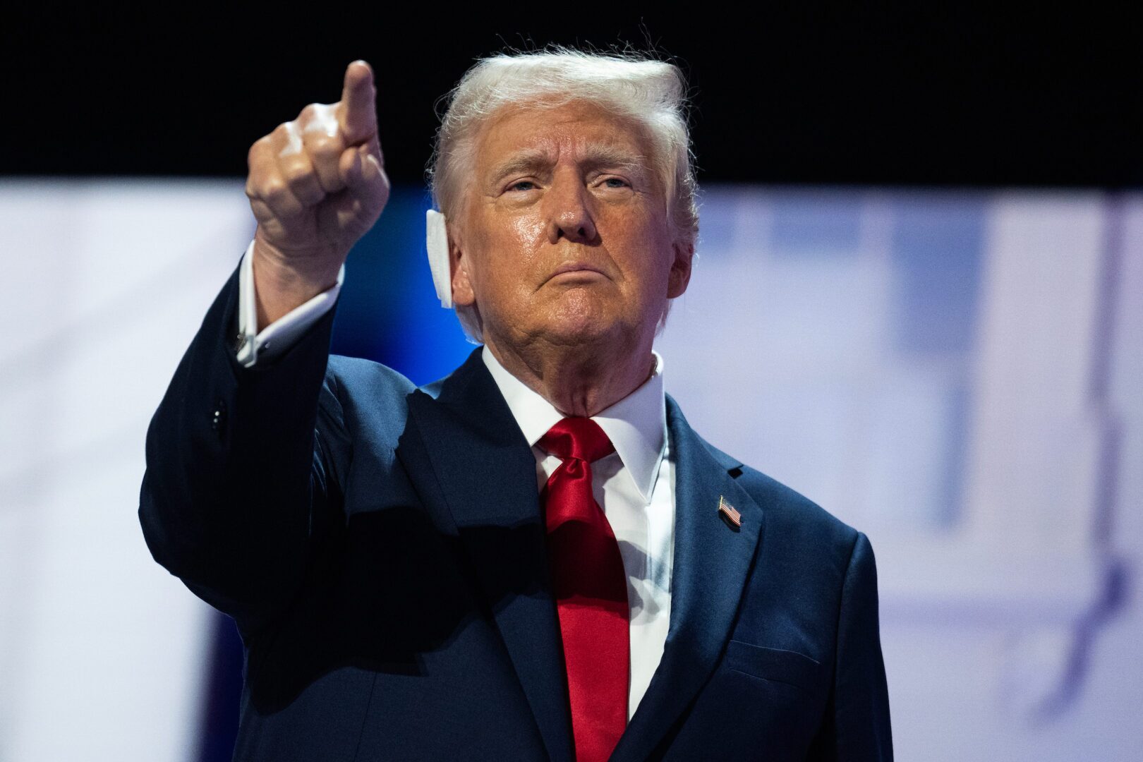 trump pointing finger