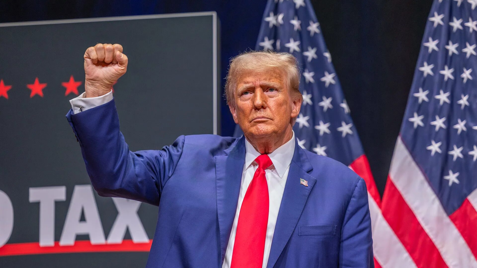 trump raising fist