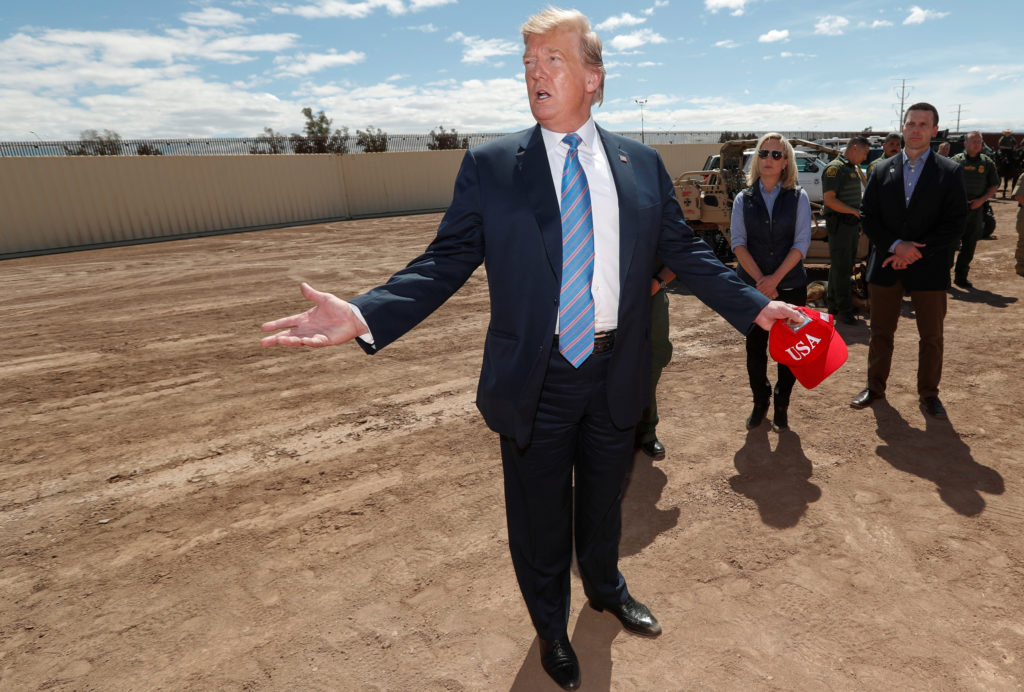 trump inspecting southern border