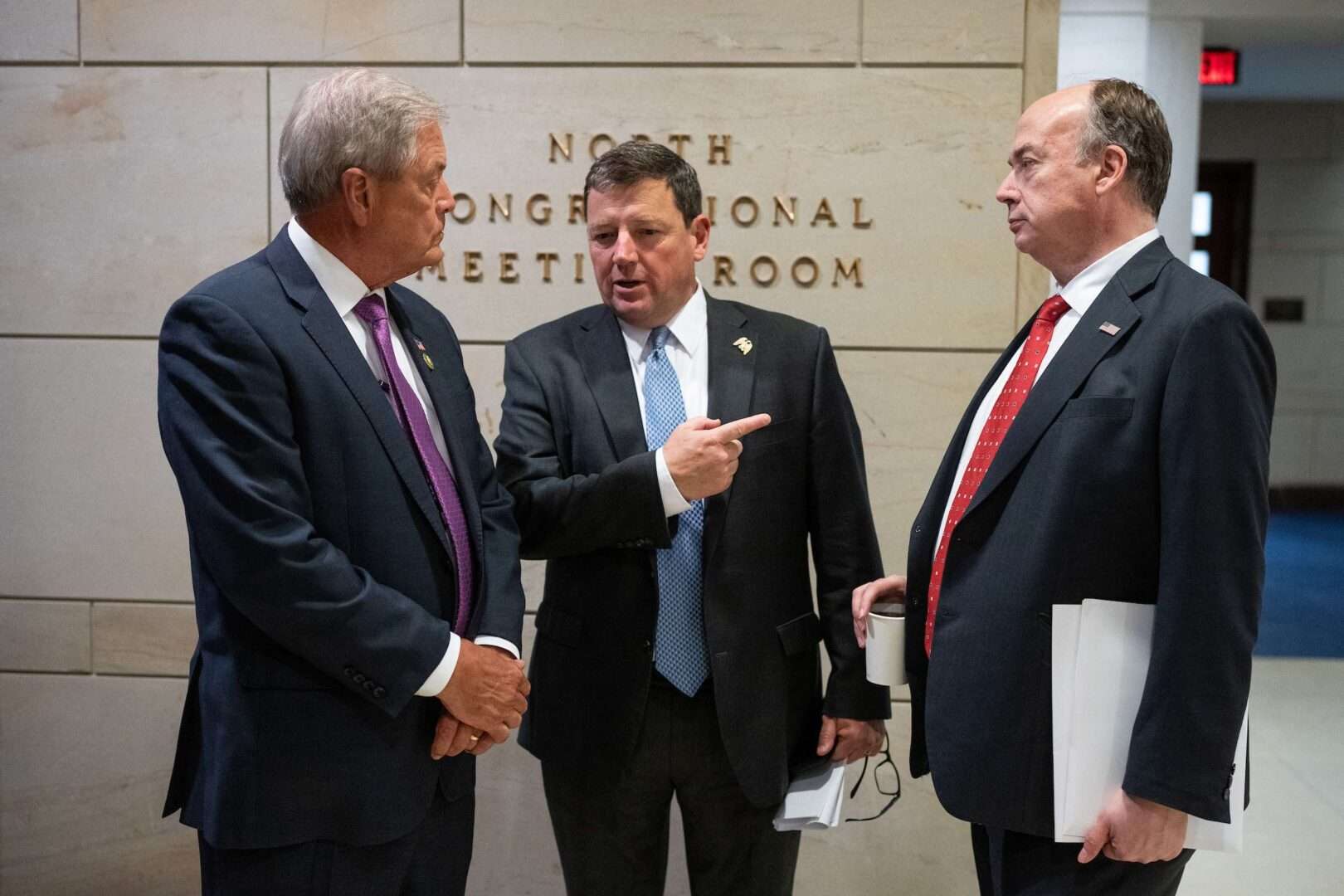 trump and ed martin shaking hands