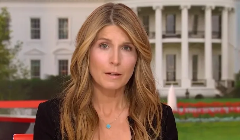 nicolle wallace in front of white house