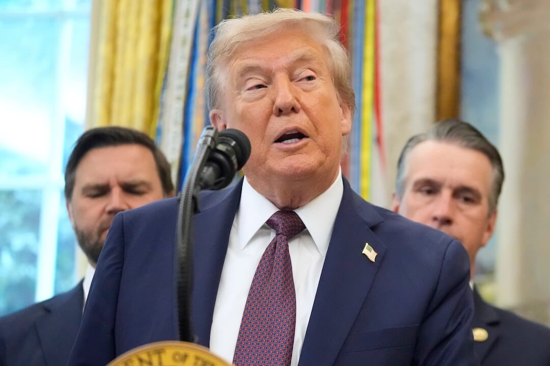 donald trump speaking to press after labor day weekend in oval office