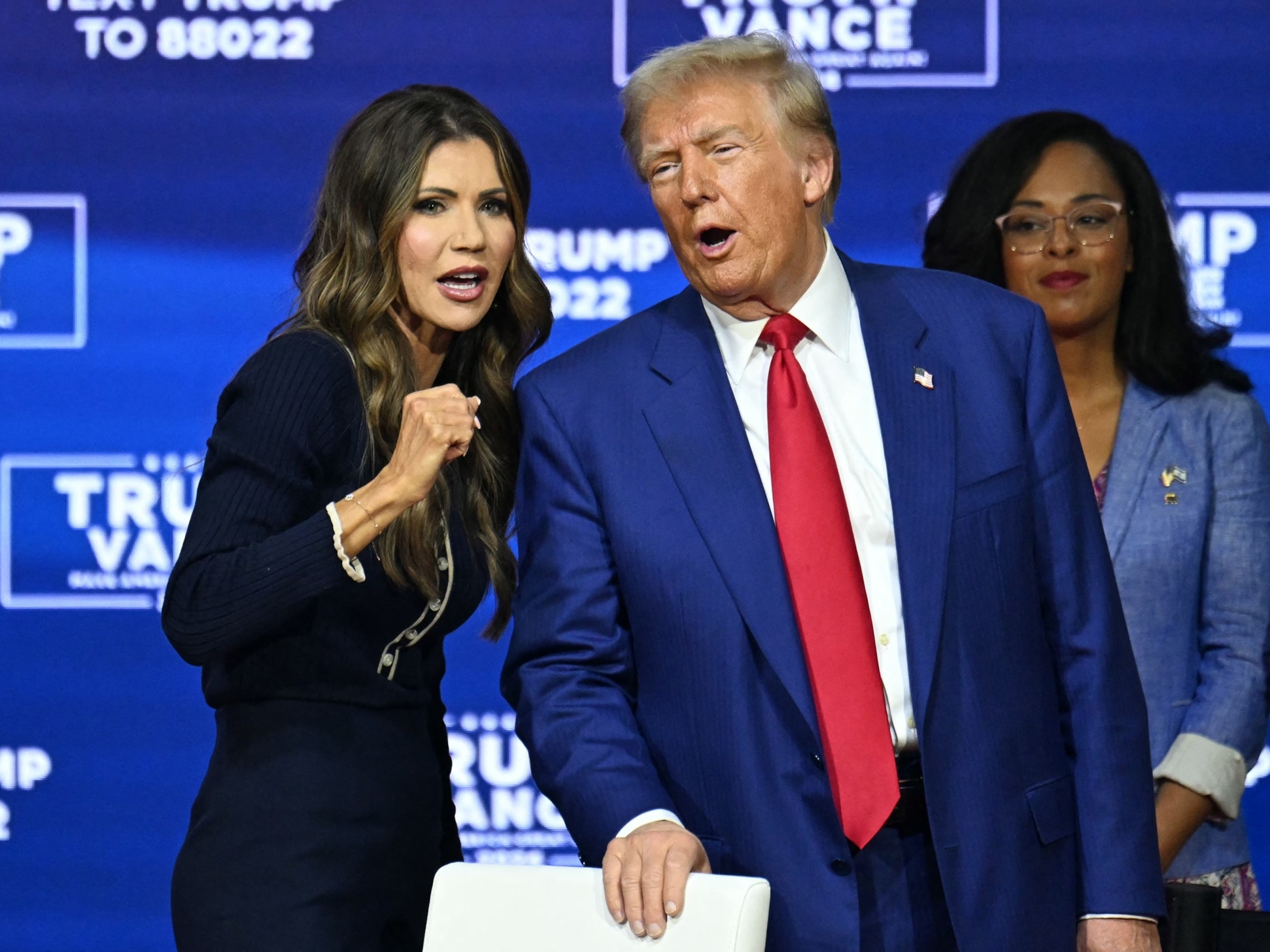 donald trump and kristi noem