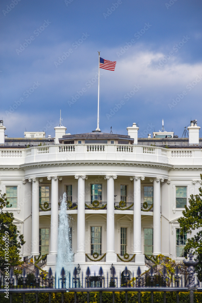 White House exterior with American flags