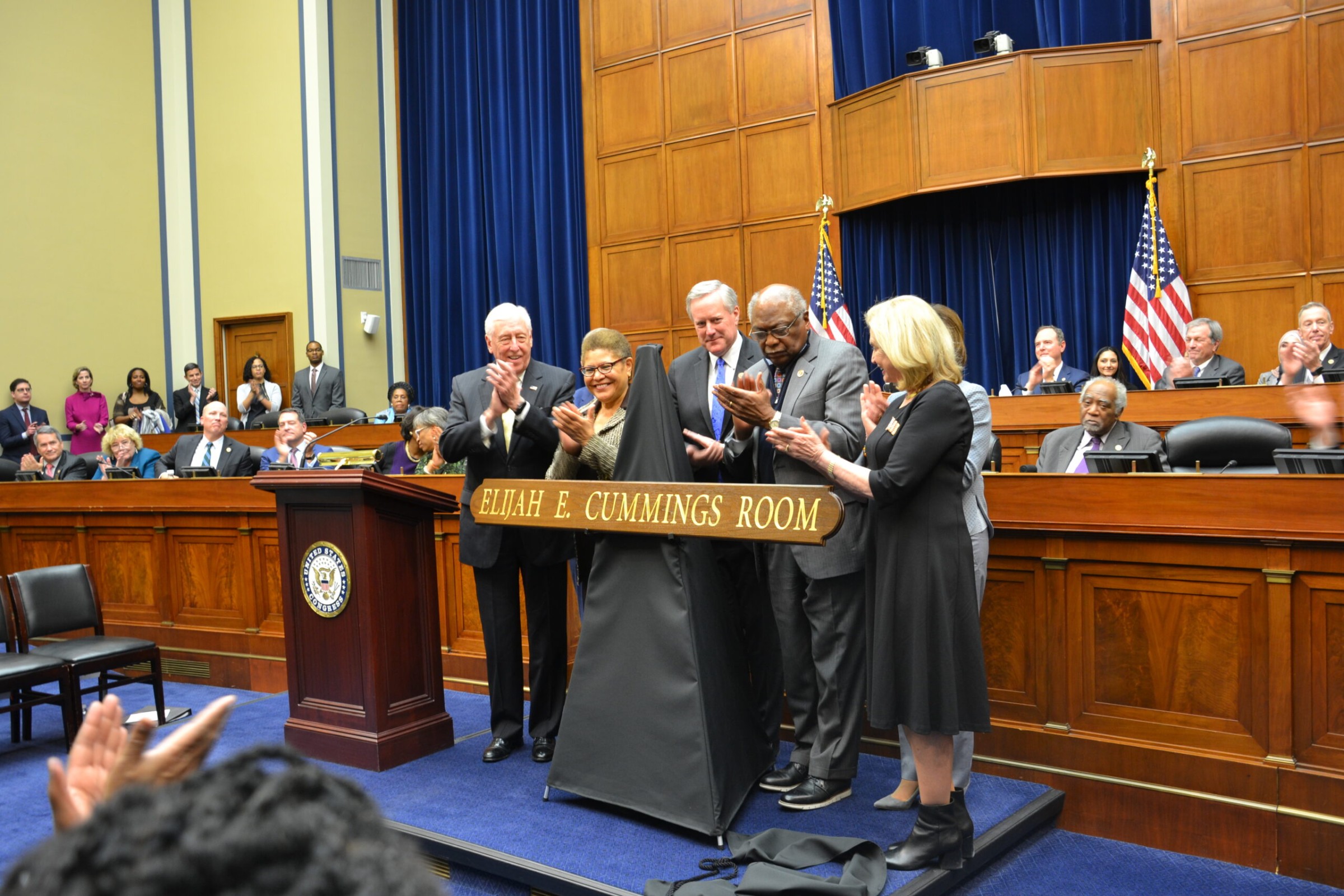 U.S. Capitol building with House oversight committee hearing room